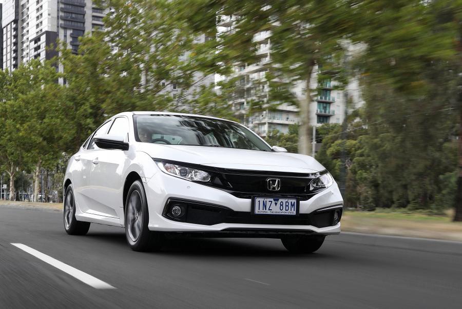  Honda Civic VTi-S Sedan (FC) 2019 года  (AU) (фото 5 из 28)